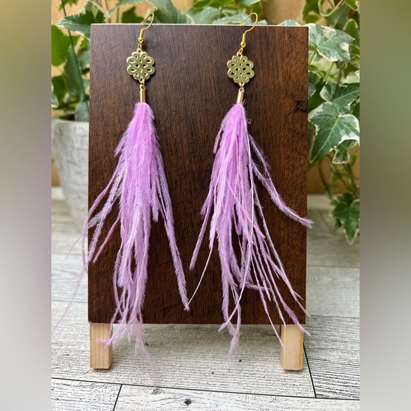 Long Dangle Pink Feather Hippie Chic Earrings - Stylish Boho Chic Earrings - Picture 13 of 15